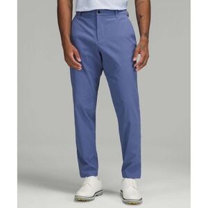 Lululemon Commission Golf Pant Water Drop
Size 31